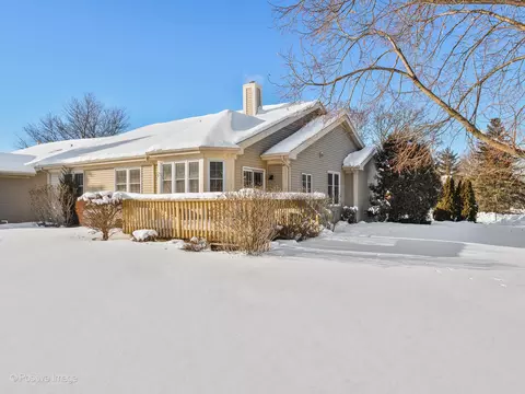 677 Golfers Ln, Bartlett, IL 60103 photo 26