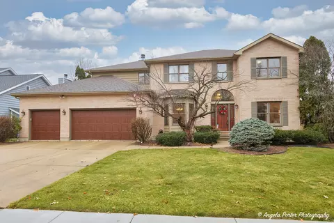 34184 N Stonebridge Ln, Grayslake, IL 60030