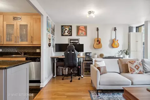 100 E Walton St #32C, Chicago, IL 60611 photo 7