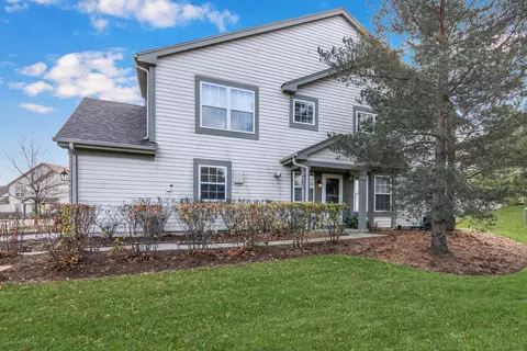 951 Sumac Ct #951, Lindenhurst, IL 60046
