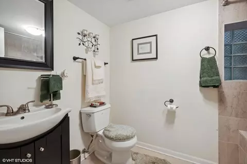 5347 W Cullom Ave, Chicago, IL 60641 photo 18