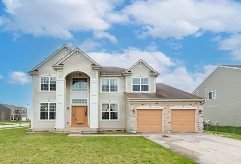 157 Linden Dr, Oswego, IL 60543