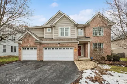 1366 Sandcherry Ln, West Chicago, IL 60185