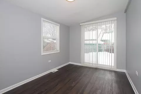 521 Miller Dr, Elgin, IL 60123 photo 19