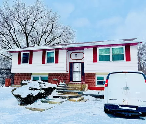 3514 Laurel Ln, Hazel Crest, IL 60429