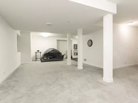 2047 Amelia Ln, Hoffman Estates, IL 60192 photo 32