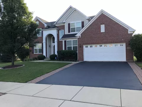 2047 Amelia Ln, Hoffman Estates, IL 60192 photo 3