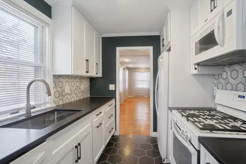 321 Royal Ct, Champaign, IL 61821 photo 7