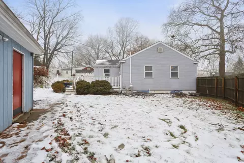 321 Royal Ct, Champaign, IL 61821 photo 22