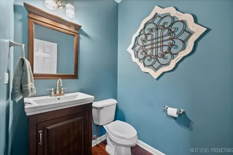 Bath - 14211 Chalk Hill Rd, Plainfield, IL 60544 photo 5 of 5