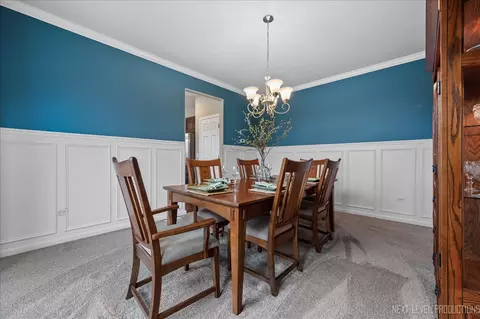 Dining - 14211 Chalk Hill Rd, Plainfield, IL 60544 photo 3 of 3