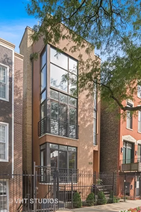 1525 N Wood St #1, Chicago, IL 60622
