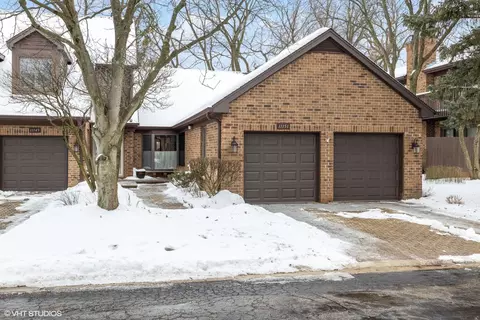 11151 Regency Dr #0, Westchester, IL 60154