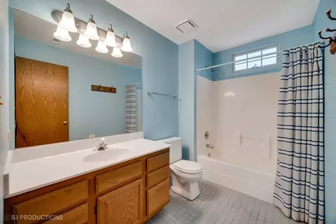 4404 Cove Cir, Plainfield, IL 60586 photo 16