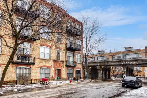 1740 N Maplewood Ave #309, Chicago, IL 60647