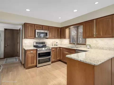 130 Sunset Ridge Rd, Willowbrook, IL 60527 photo 5