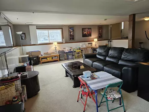Living - 1495 Coloma Pl, Wheaton, IL 60189 photo 7 of 7