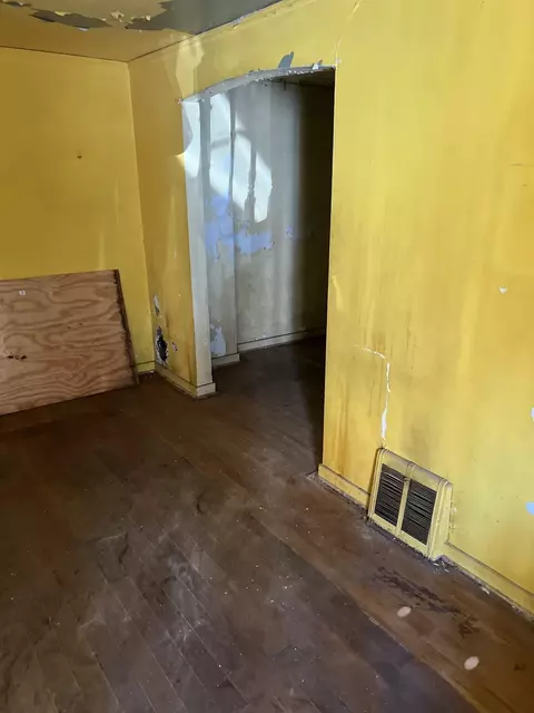 20 E 91st St, Chicago, IL 60619 photo 6