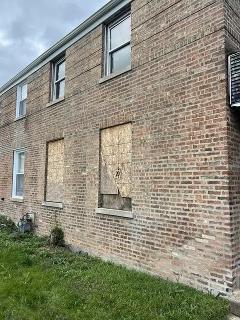20 E 91st St, Chicago, IL 60619 photo 3