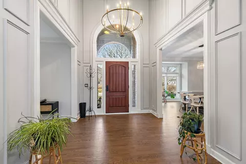 Entry Way - 738 Fox Run Dr, Geneva, IL 60134 photo 1 of 4