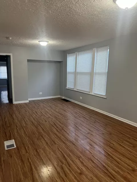 26 E 102nd St, Chicago, IL 60628 photo 2