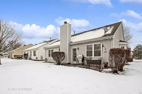 Exterior - 13651 S Redbud Dr, Plainfield, IL 60544 photo 2 of 5