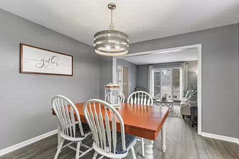 4713 Oregon Trl, Mchenry, IL 60050 photo 7