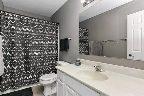 4713 Oregon Trl, Mchenry, IL 60050 photo 23