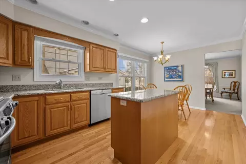 Kitchen - 1649 Apache Dr, Naperville, IL 60563 photo 1 of 3