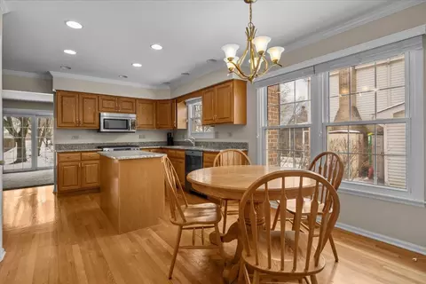 Dining - 1649 Apache Dr, Naperville, IL 60563 photo 2 of 2
