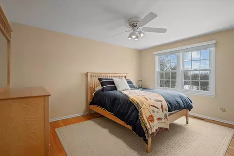 Bedroom - 1649 Apache Dr, Naperville, IL 60563 photo 3 of 3