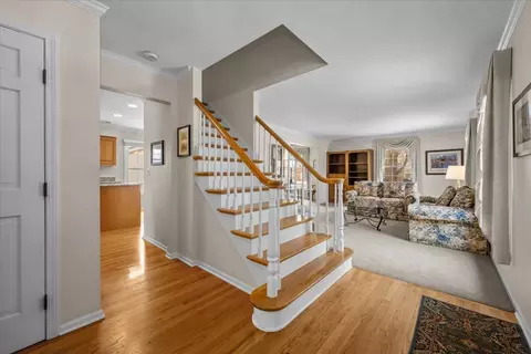 Entry Way - 1649 Apache Dr, Naperville, IL 60563 photo 1 of 1