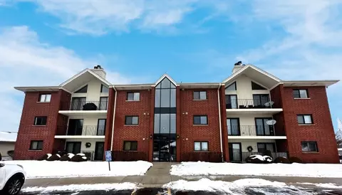6612 Martin France Cir #2A, Tinley Park, IL 60477