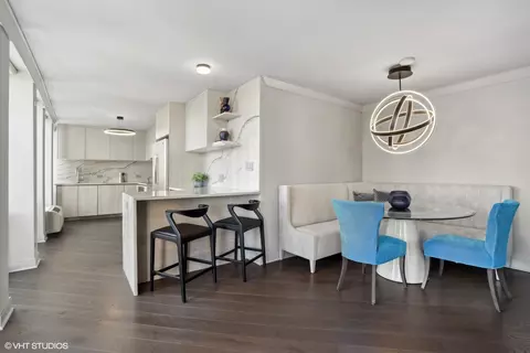 111 E Chestnut St #25C, Chicago, IL 60611 photo 12