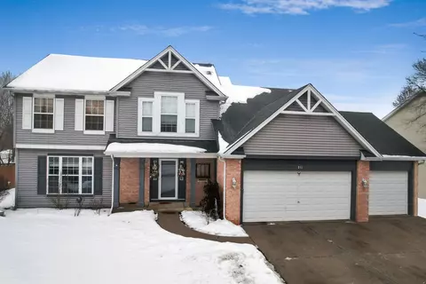 211 Parkside Ln, Oswego, IL 60543