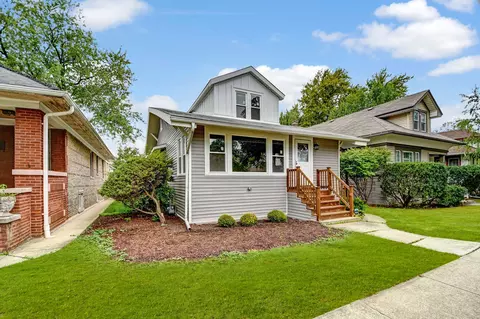 923 N Lombard Ave, Oak Park, IL 60302