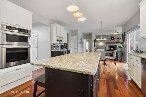 13602 Rockefeller Cir, Plainfield, IL 60544 photo 10
