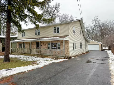 212 Beauteau St, Lake Zurich, IL 60047