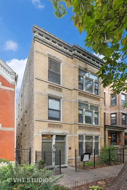 2044 W Haddon Ave #3, Chicago, IL 60622