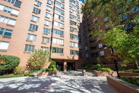 801 S Plymouth Ct #603, Chicago, IL 60605