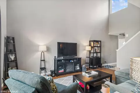 Living - 1545 Spaulding Rd, Bartlett, IL 60103 photo 3 of 3
