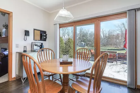 Dining - 1603 Stoddard Ave, Wheaton, IL 60187 photo 3 of 4