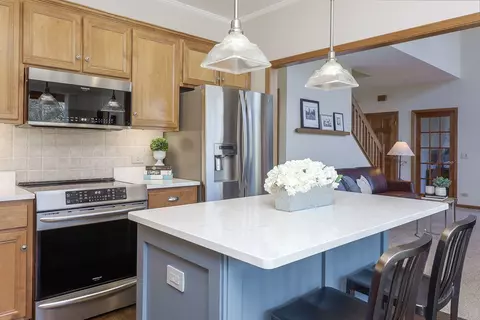 Kitchen - 1603 Stoddard Ave, Wheaton, IL 60187 photo 5 of 5