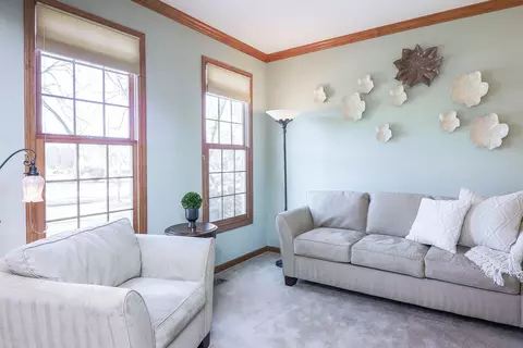 Living - 1603 Stoddard Ave, Wheaton, IL 60187 photo 1 of 4