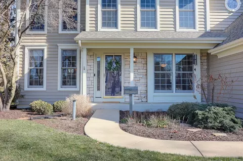 Exterior - 1603 Stoddard Ave, Wheaton, IL 60187 photo 3 of 12