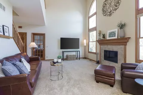 Living - 1603 Stoddard Ave, Wheaton, IL 60187 photo 3 of 4