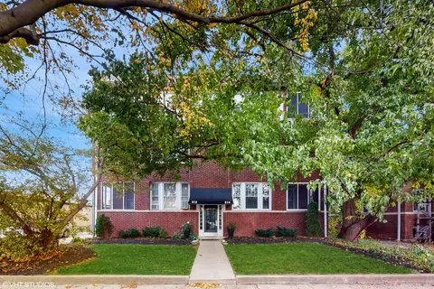514 Wenonah Ave #2S, Oak Park, IL 60304