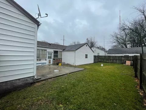 817 Oklahoma Ave, Mattoon, IL 61938 photo 8