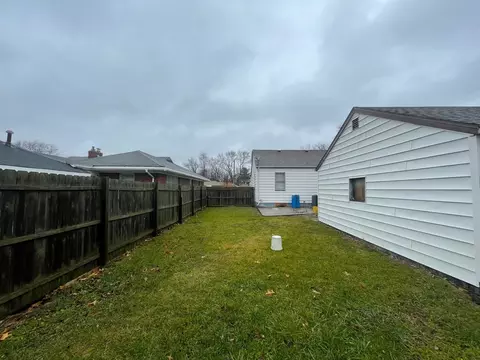 817 Oklahoma Ave, Mattoon, IL 61938 photo 6