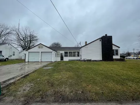 817 Oklahoma Ave, Mattoon, IL 61938 photo 4